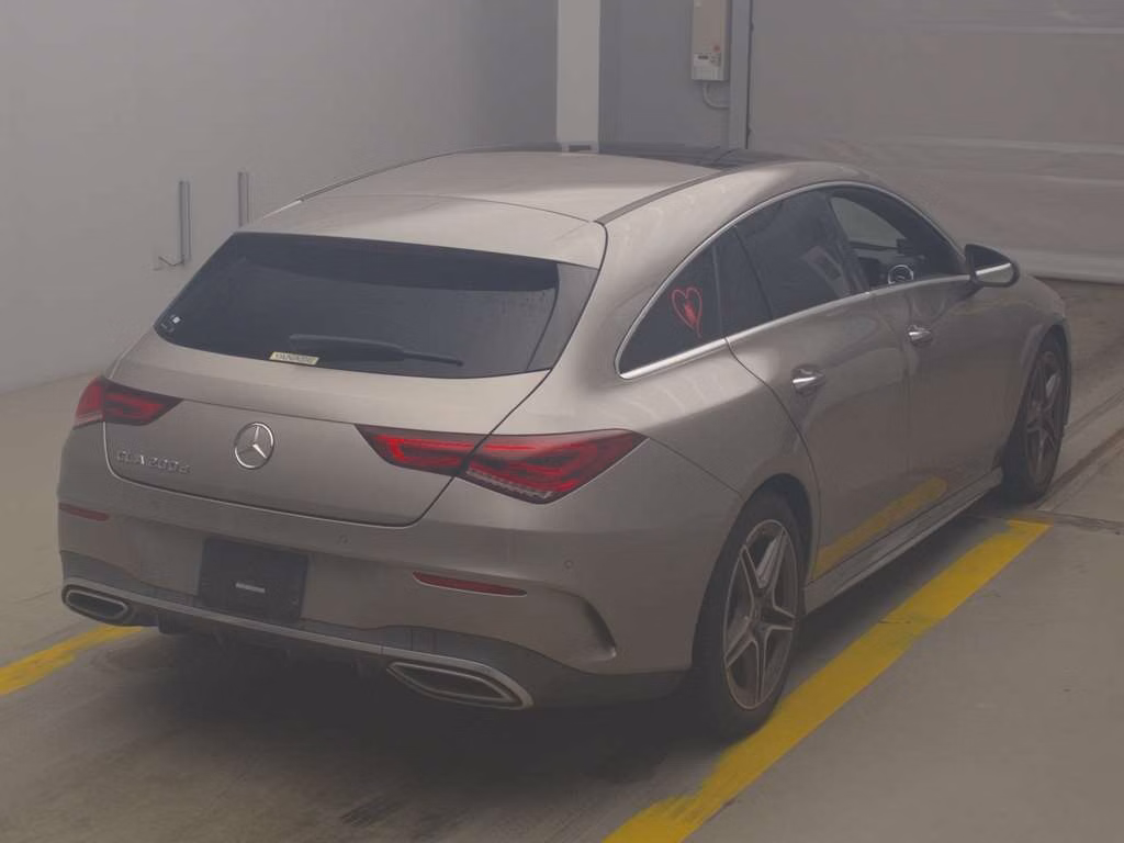 MERCEDES-BENZ CLA-CLASS