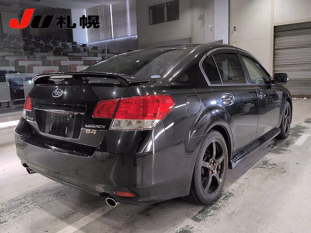 SUBARU LEGACY B4