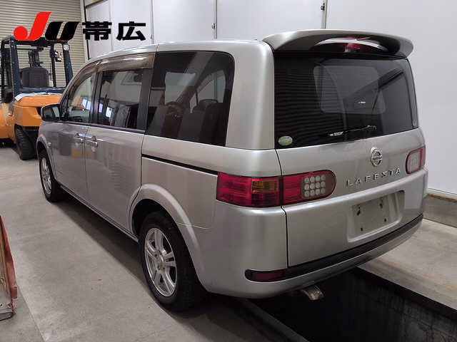 NISSAN LAFESTA