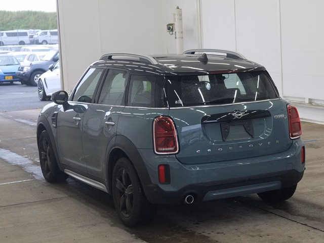 MINI CROSSOVER