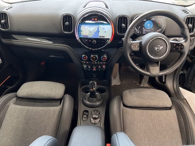 MINI CROSSOVER