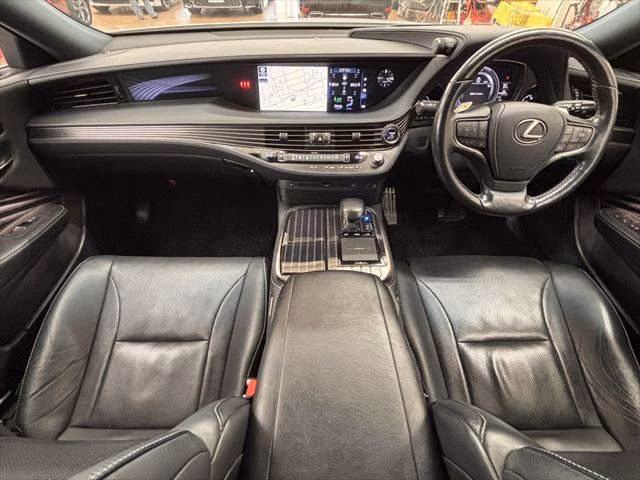 Lexus LS500h