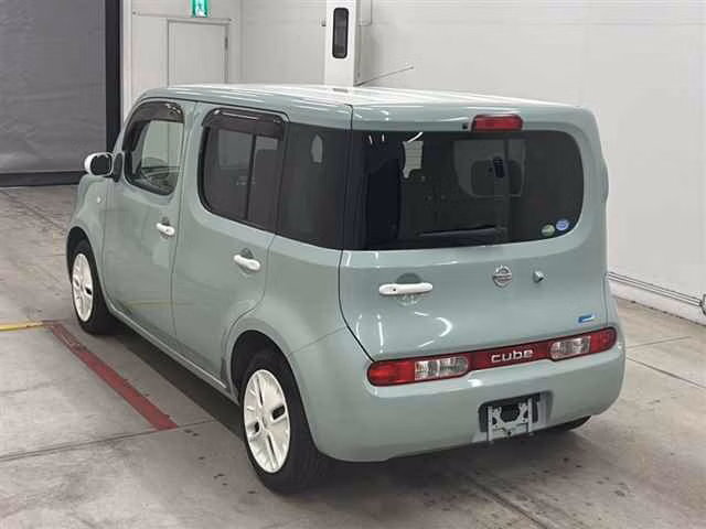 NISSAN CUBE