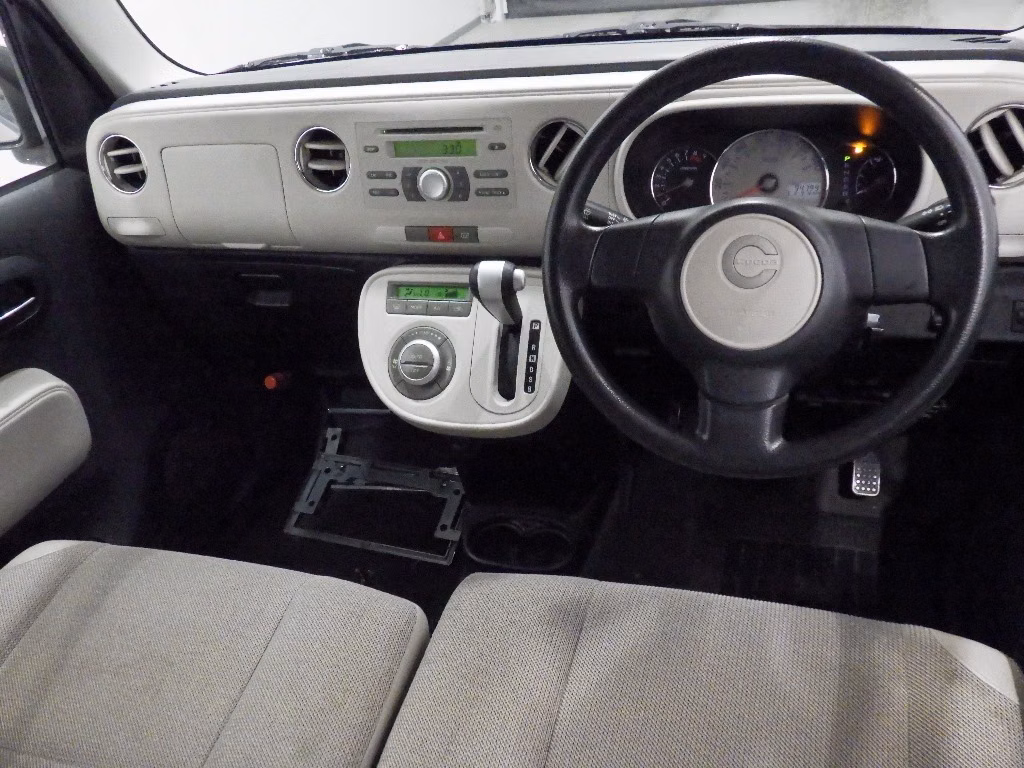 DAIHATSU MIRA COCOA