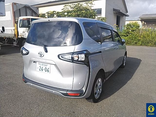 TOYOTA SIENTA