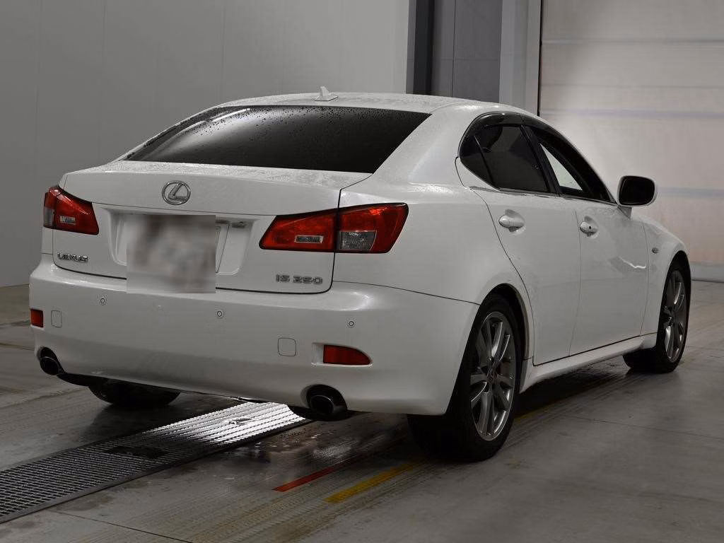 LEXUS IS250