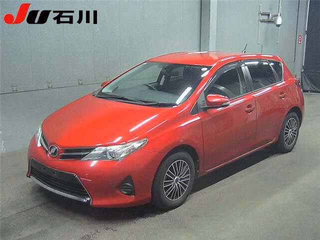 TOYOTA AURIS