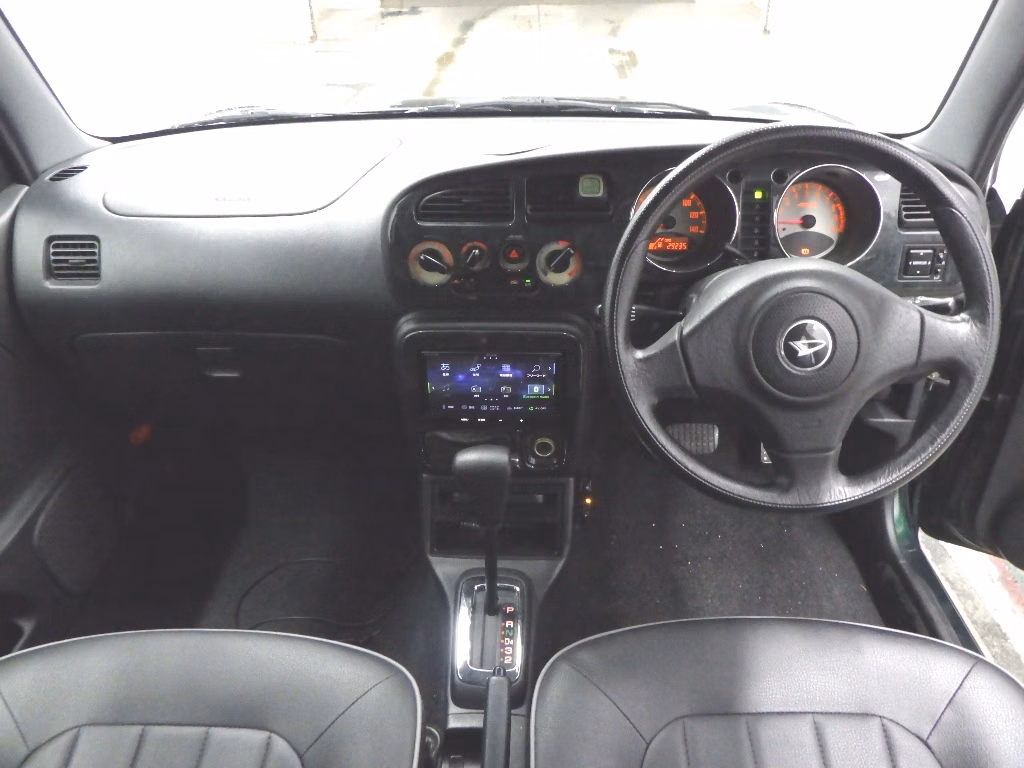 DAIHATSU MIRA GINO