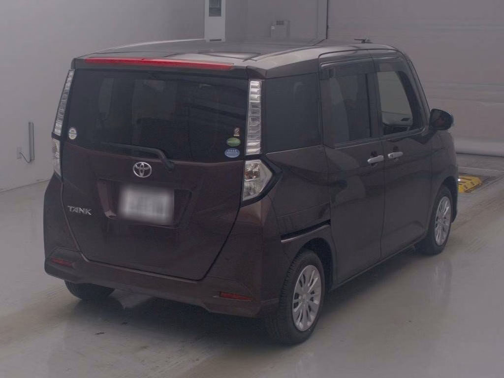 TOYOTA TANK