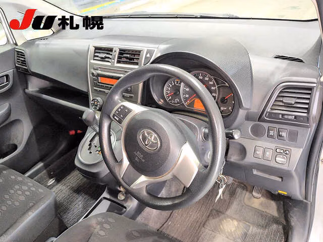 TOYOTA RACTIS