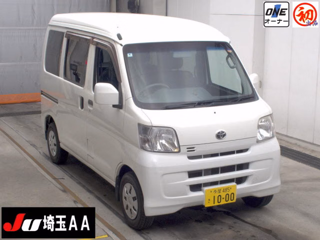 TOYOTA PIXIS VAN