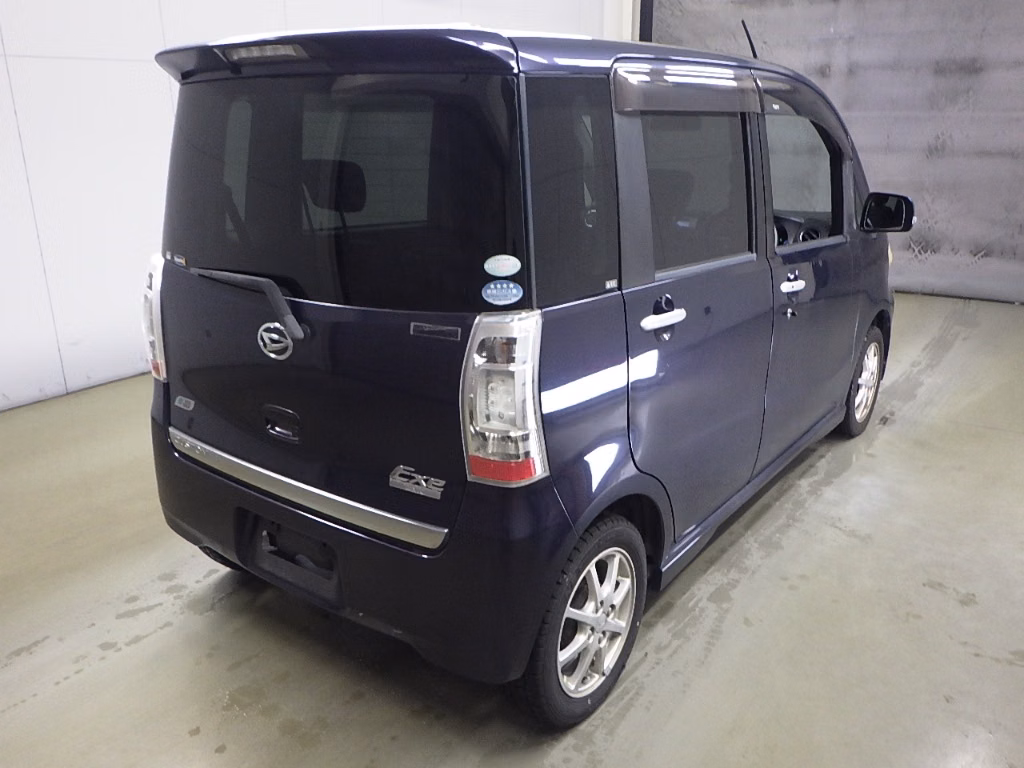DAIHATSU TANTO EXE