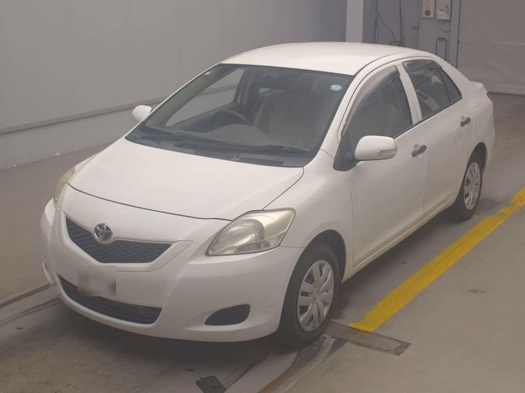 TOYOTA BELTA