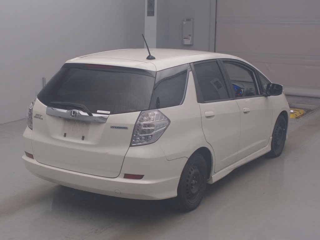 HONDA FIT SHUTTLE
