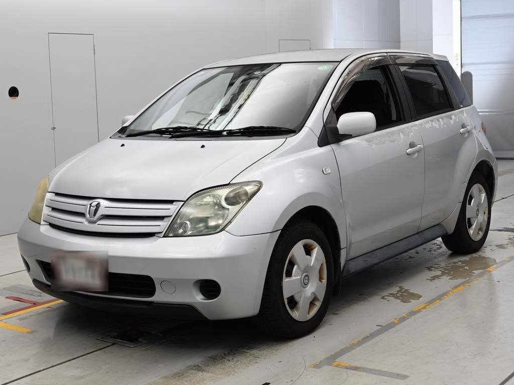 TOYOTA IST