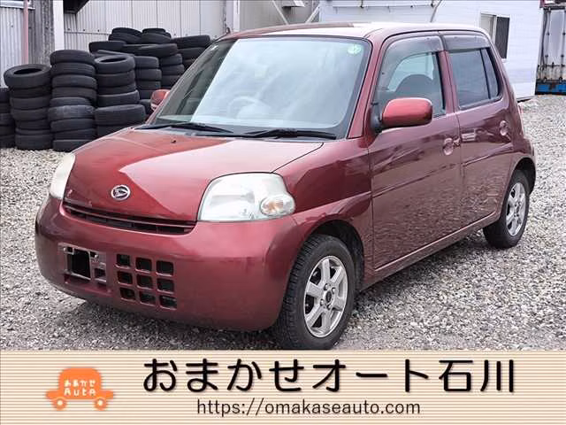 Daihatsu Esse