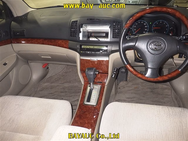 TOYOTA PREMIO