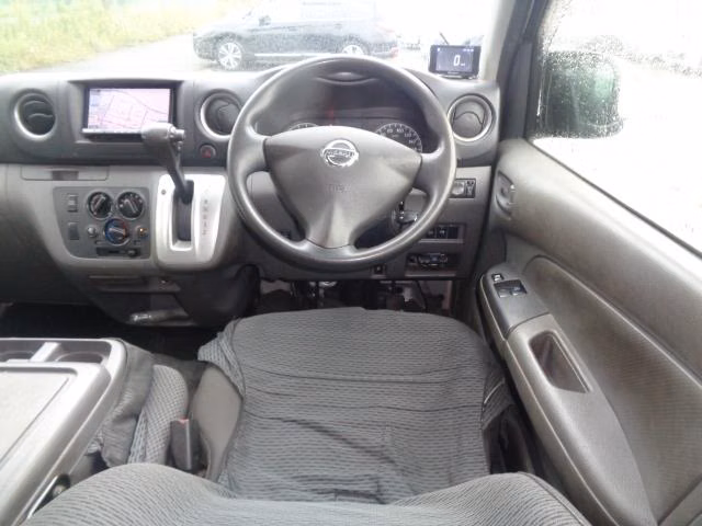 NISSAN NV350 CARAVAN