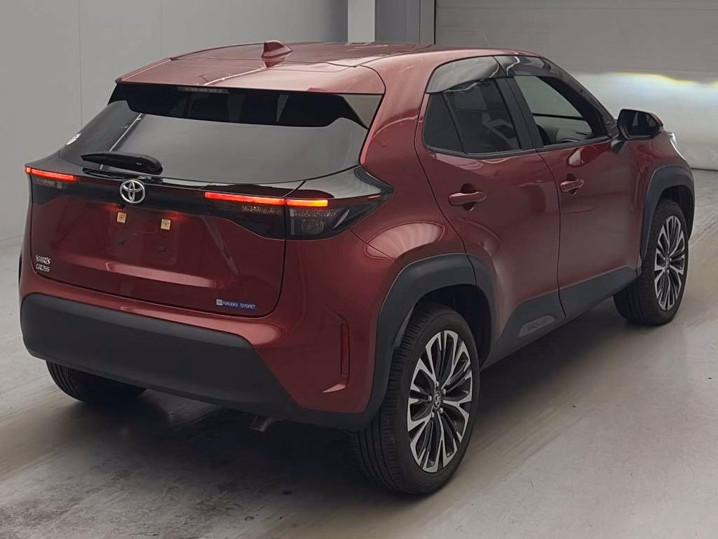 TOYOTA YARIS CROSS