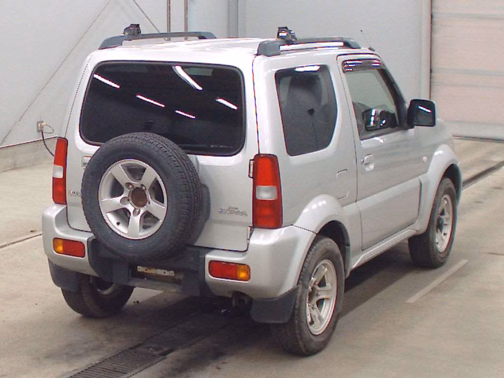 SUZUKI JIMNY SIERRA