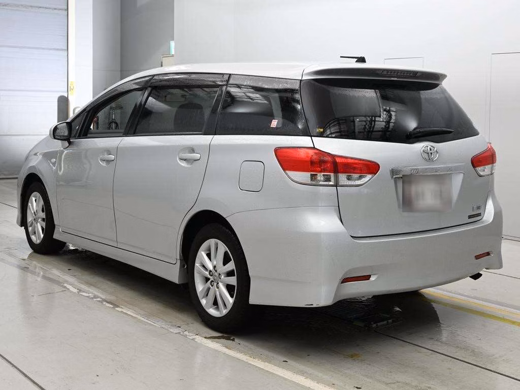 TOYOTA WISH