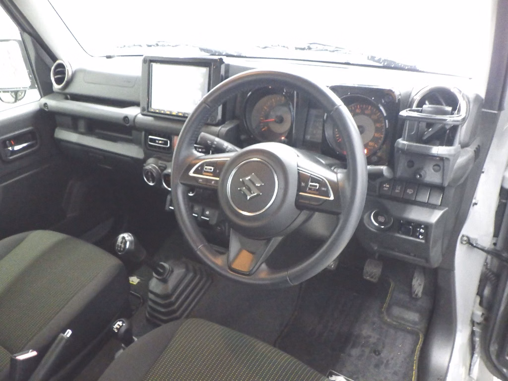SUZUKI JIMNY SIERRA