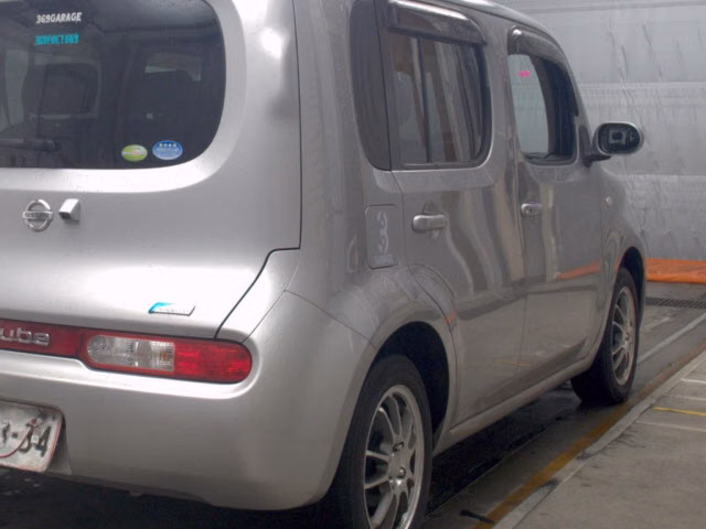 NISSAN CUBE