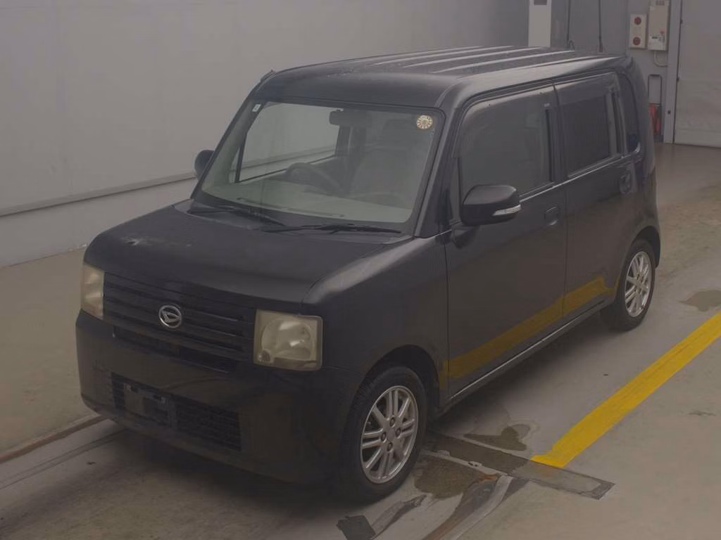 Daihatsu Move Conte