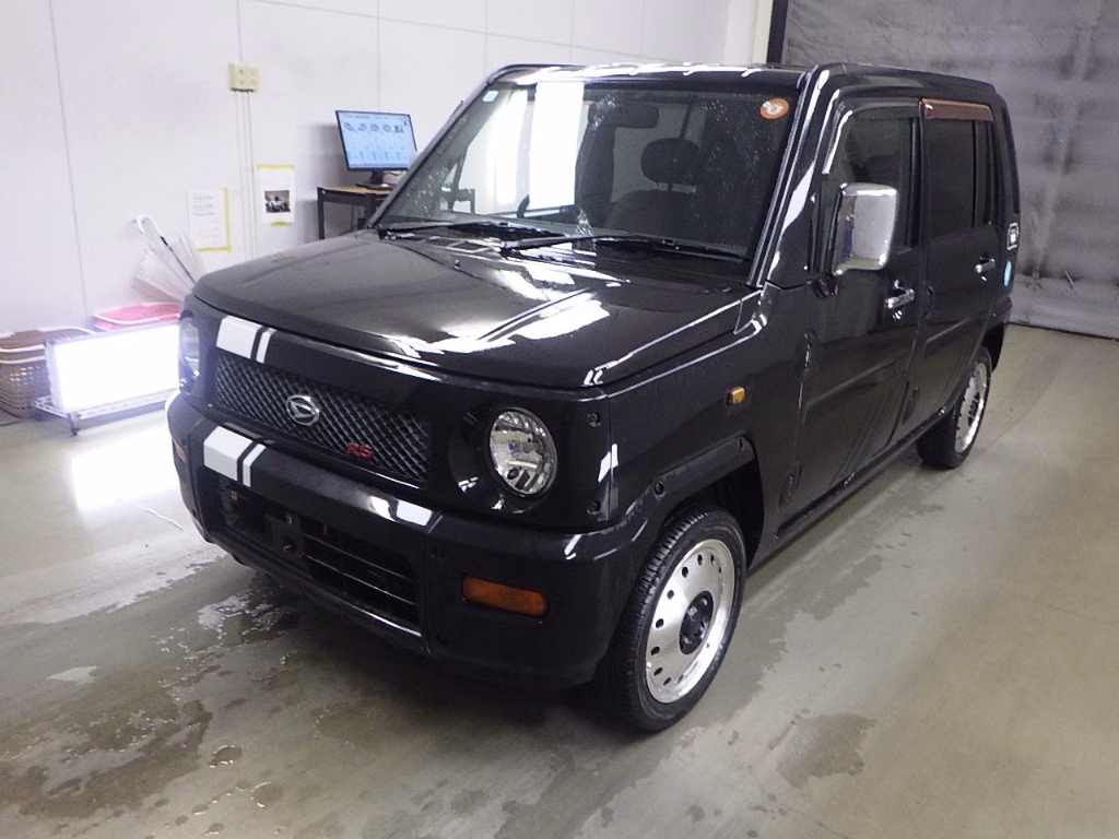 DAIHATSU NAKED