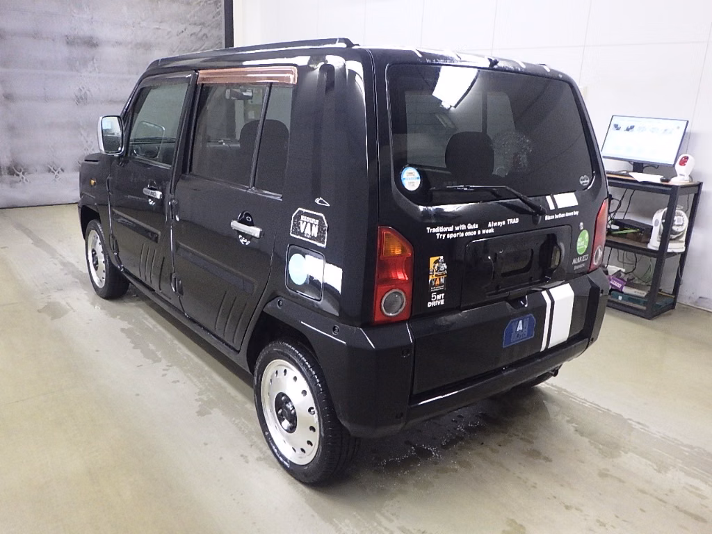 DAIHATSU NAKED