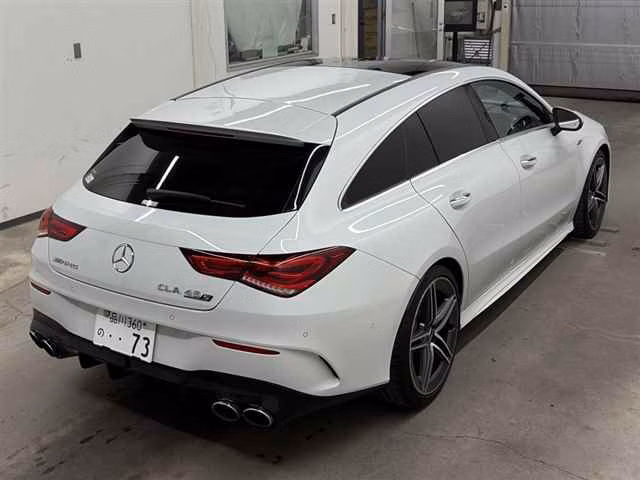 MERCEDES-BENZ CLA-CLASS