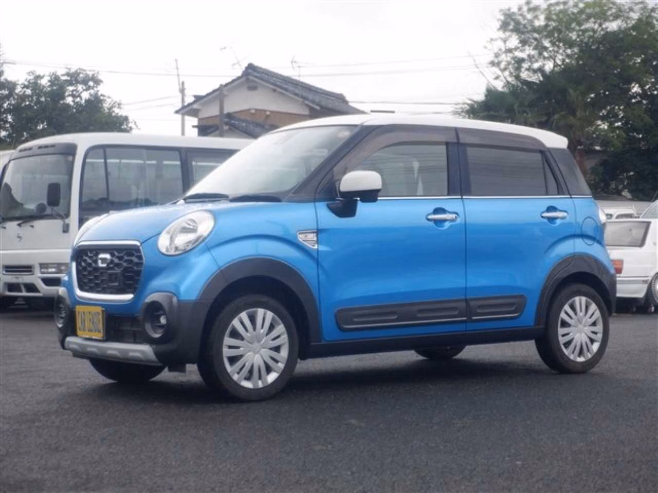 DAIHATSU CAST