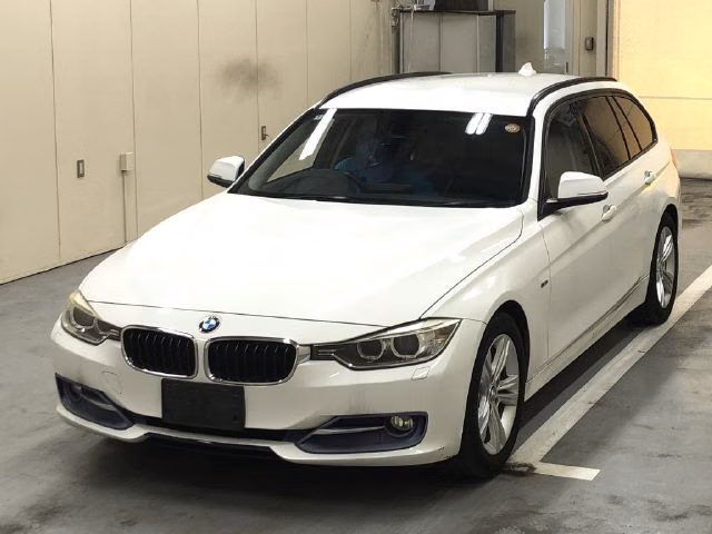 BMW 3-SERIES
