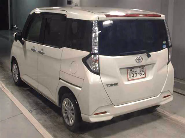 TOYOTA TANK