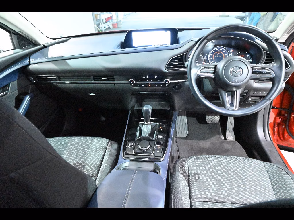 MAZDA CX-30