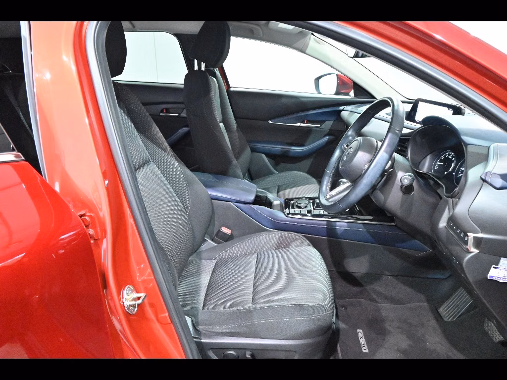 MAZDA CX-30