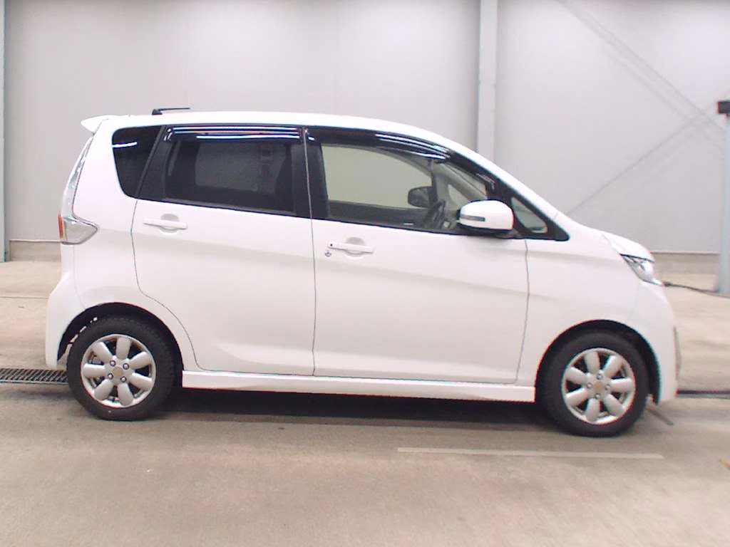 MITSUBISHI EK CUSTOM