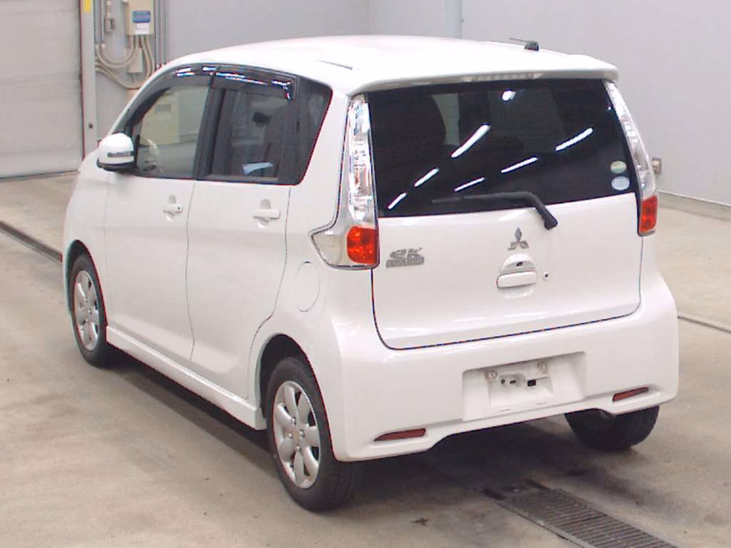 MITSUBISHI EK CUSTOM