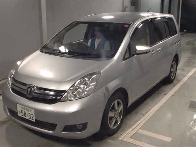 TOYOTA ISIS