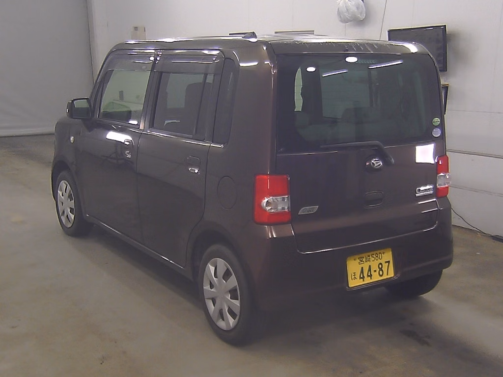 DAIHATSU MOVE CONTE