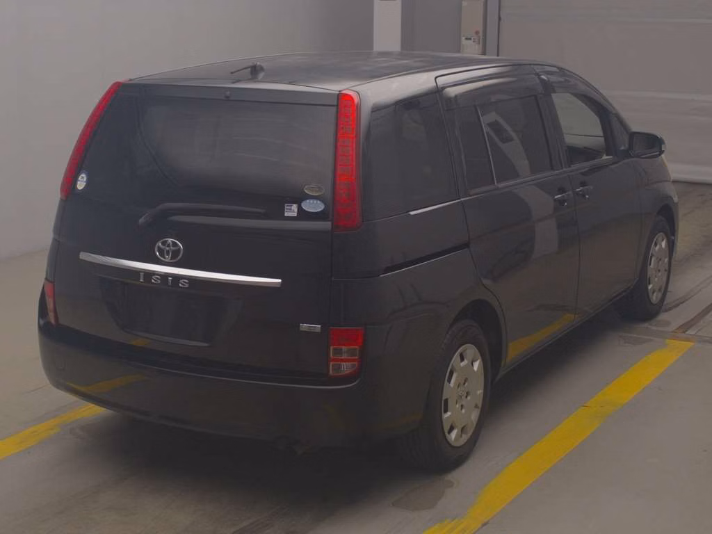 TOYOTA ISIS