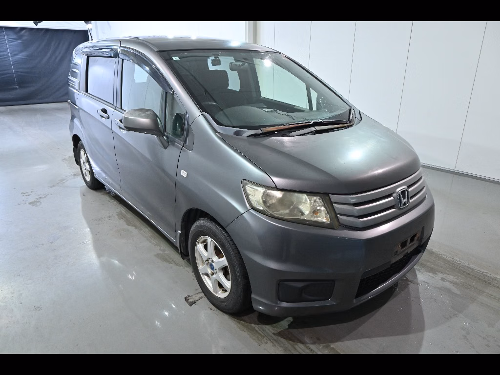 HONDA FREED SPIKE