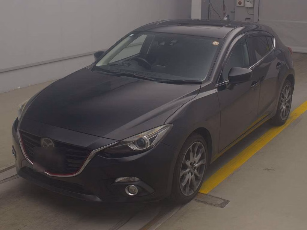 MAZDA AXELA