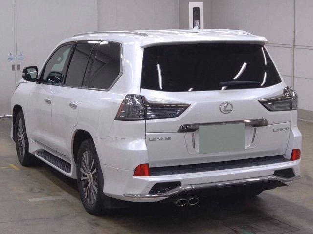 LEXUS LX570
