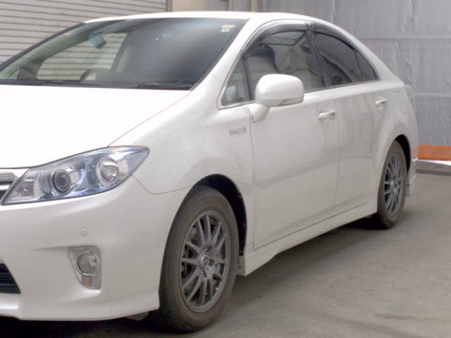 TOYOTA SAI
