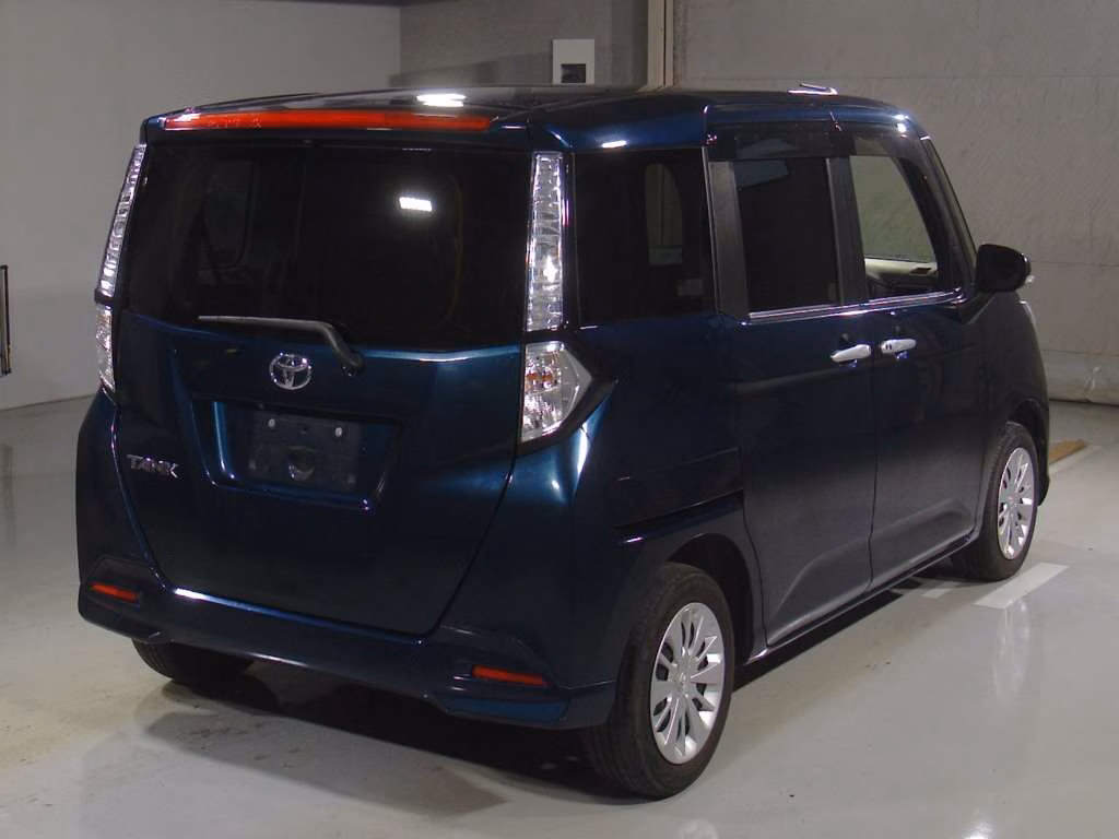 TOYOTA TANK