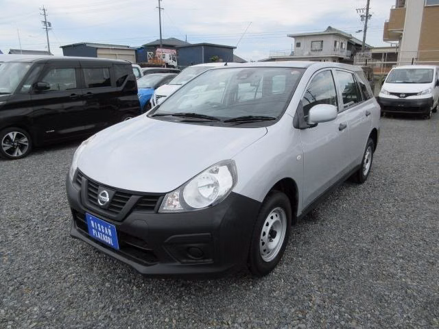 Nissan AD