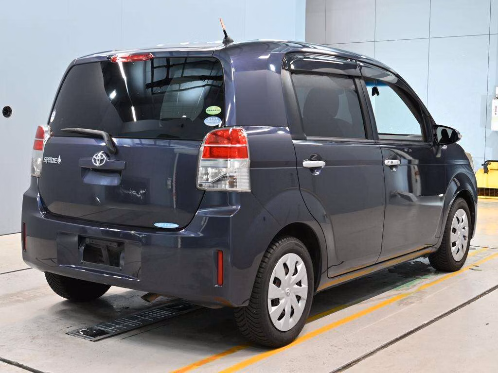 TOYOTA SPADE