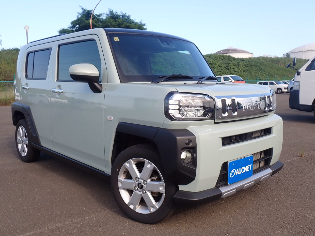DAIHATSU TAFT
