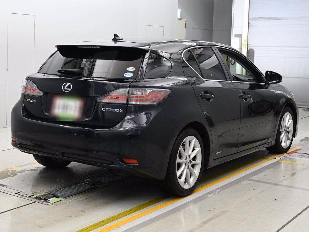 LEXUS CT200H